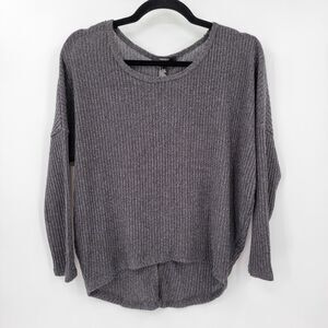 Forever 21 Women's L Ribbed Dovetail Button Back High Low Lightweight Sweater